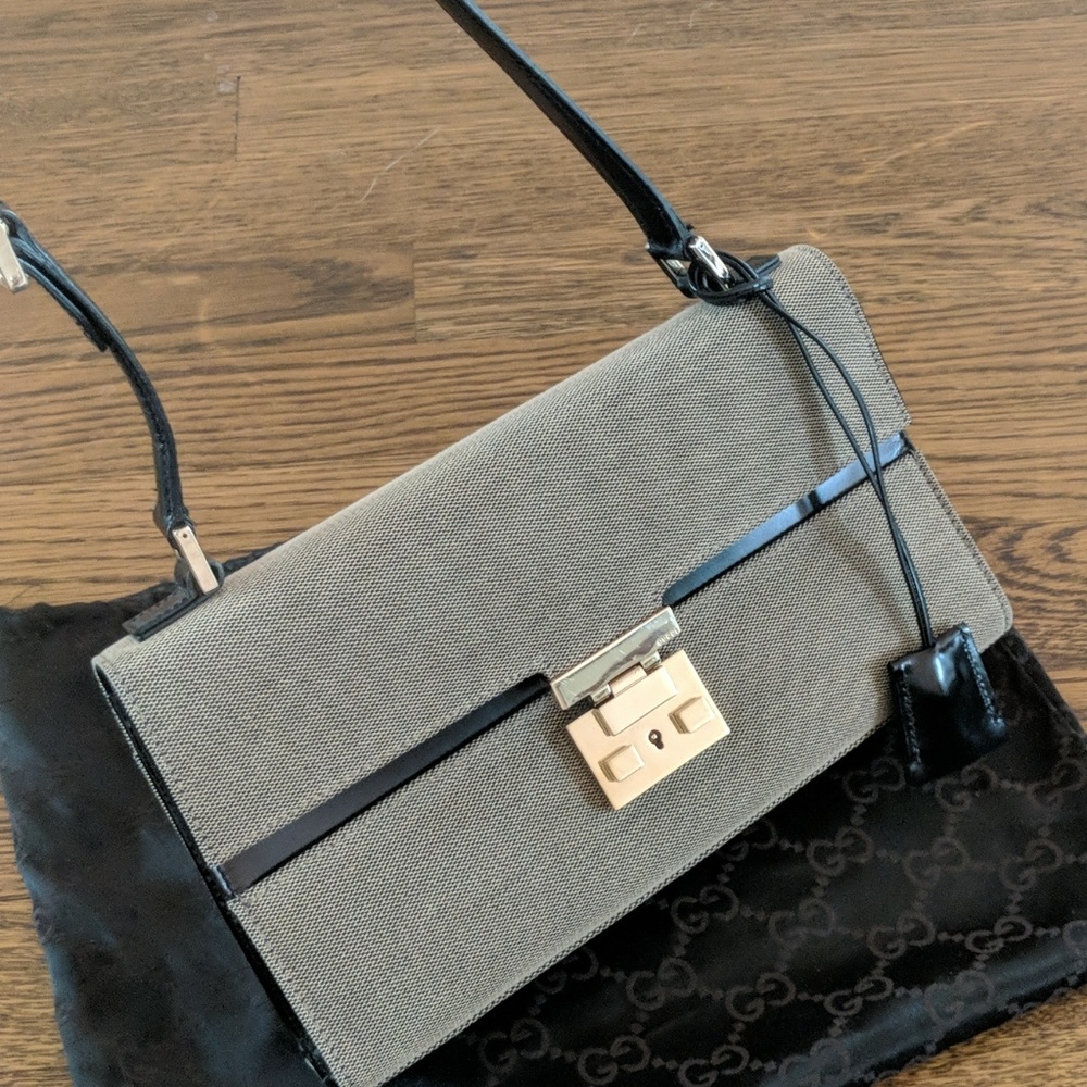 Gucci shoulder bag